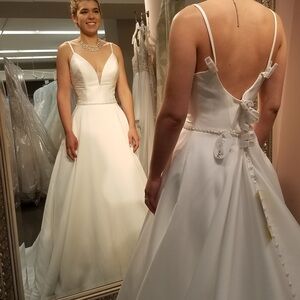 Allure Bridals 9570 Wedding Dress